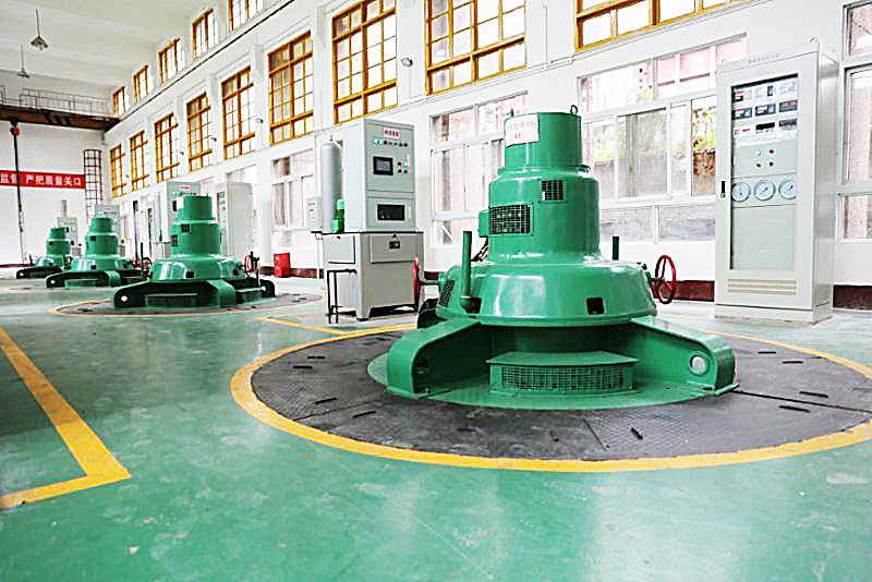 220V-690V Rated Voltage Vertical/Horizontal Water Turbine Generator