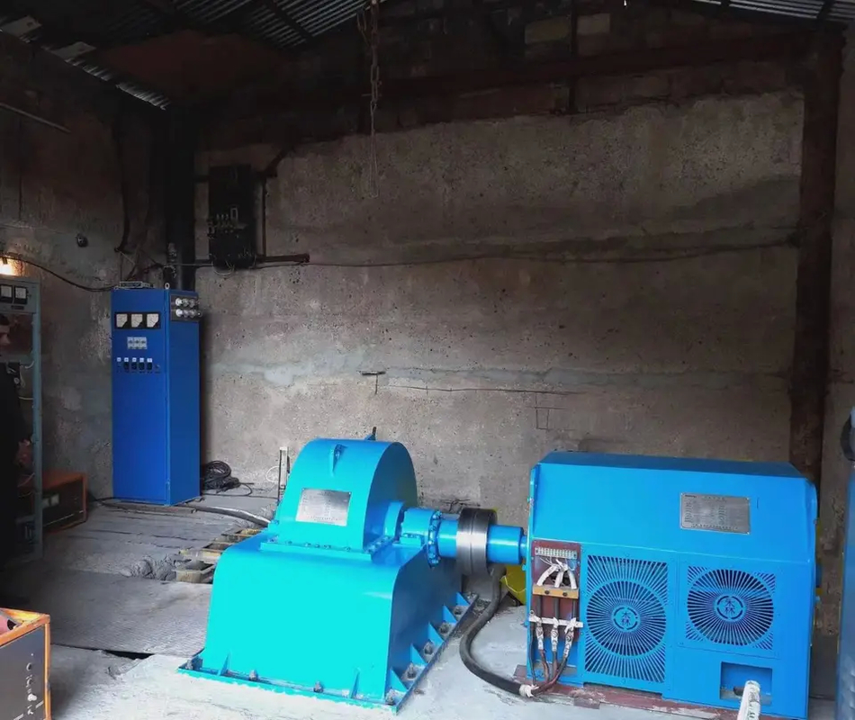 220V-690V Rated Voltage Vertical/Horizontal Water Turbine Generator