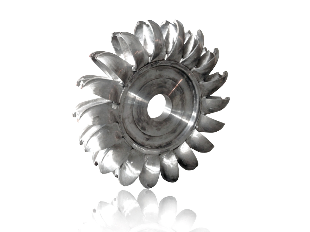 Efficiency Automatic Water Turbine Generator 50-60Hz 450-1000 RPM 220-690V Brushless Excitation