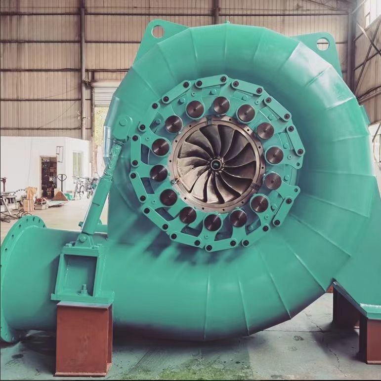 Stainless Steel Francis Turbine Generator 6.3kV Automatic Control 300KW-20MW Power 20m-300M Head