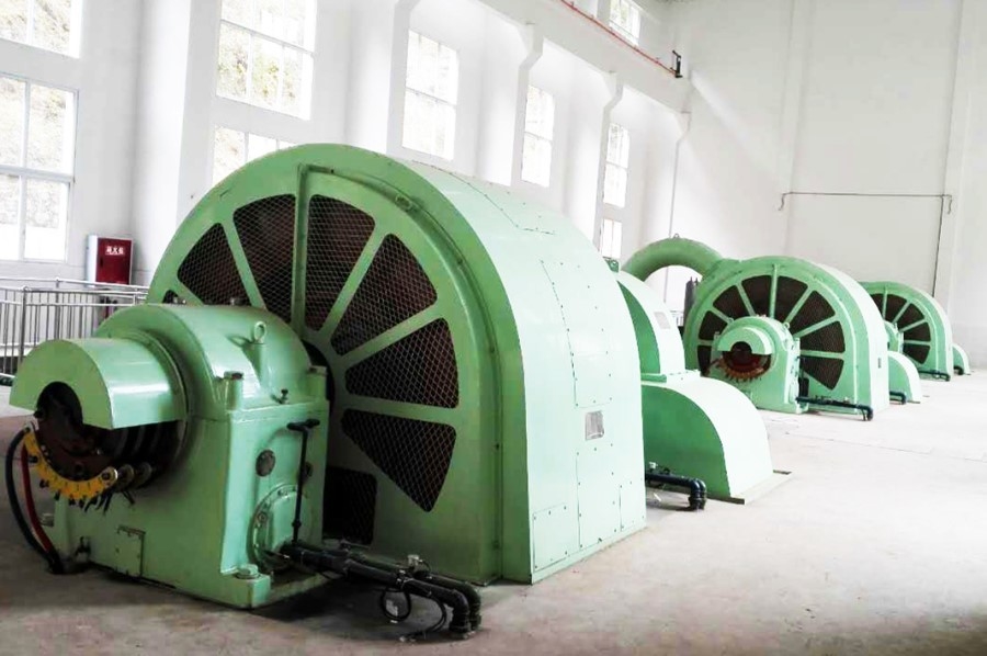 Durability Steel Hydroturbine Generator 5m-500m Water Head Frequency 50/60HZ For Power Generation
