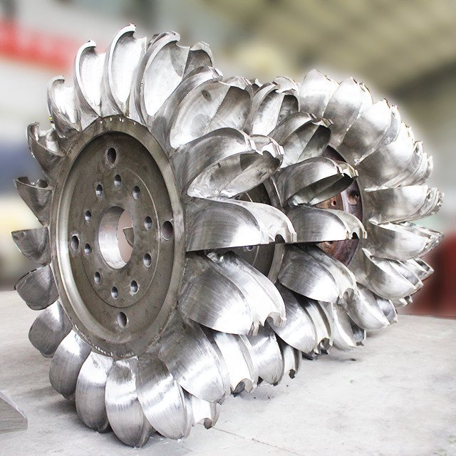 Cast Iron Pelton Wheel Turbine Generator Rated Current 100A-1000A 100KW-50MW For Power Generation