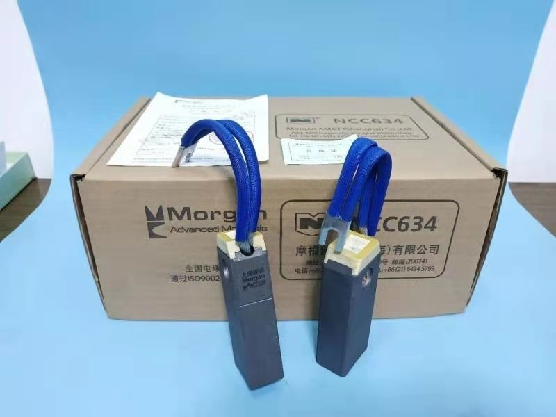 Different Material Electric Motor Carbon Brushes For Diesel Engine , Gasoline Motor