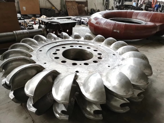 Efficiency Brushless Pelton Turbine Generator 100kw-50mw Power Output IP54 Protection Grade